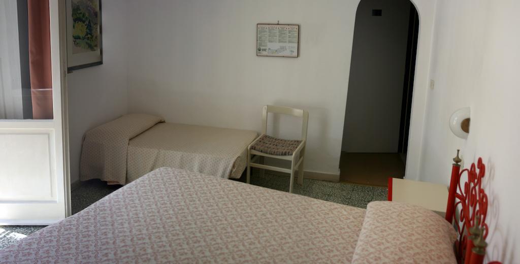 מרינה די קמפו Hotel Villa Nettuno חדר תמונה